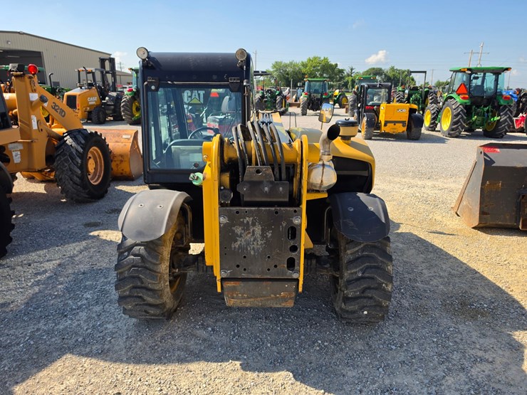 2016-caterpillar-th255c-image-14
