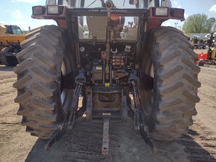 case-ih-5230-image-22