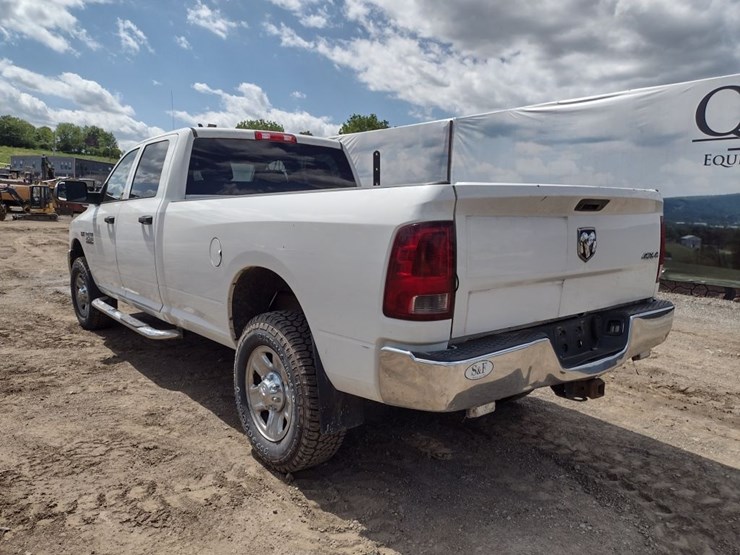dodge-2500-image-30