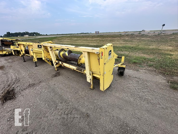 john-deere-630-image-8