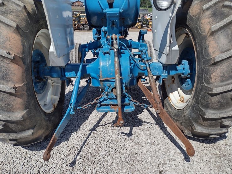 ford-3600-image-24