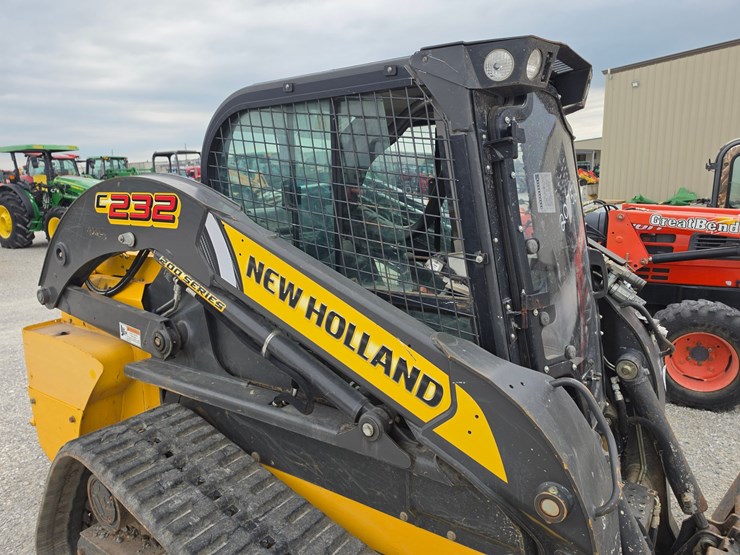 2022-new-holland-c232-image-23