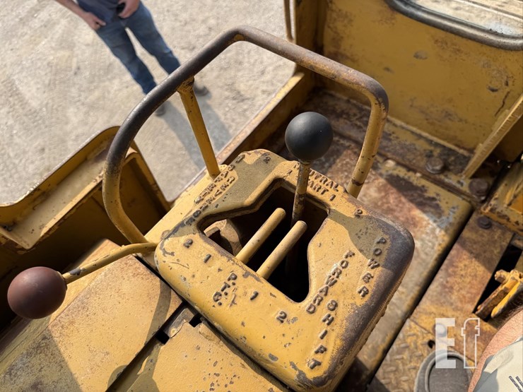fiat-allis-bulldozer-w/-__-ft.-4-way-blade-8318-image-37