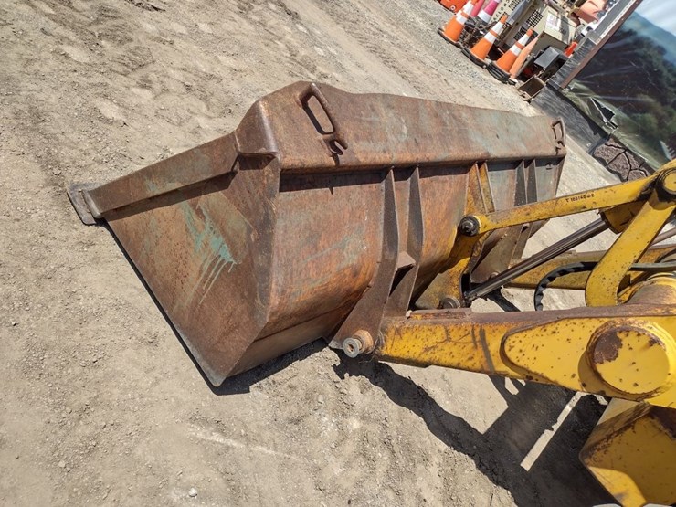 john-deere-310d-image-21