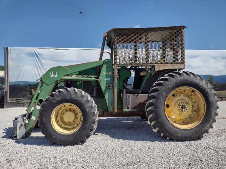 john-deere-7210-image-1