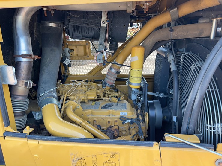 2015-caterpillar-d6n-xl-image-23