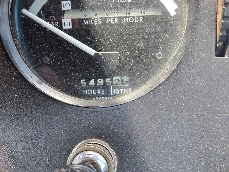 1981-john-deere-4040-image-10