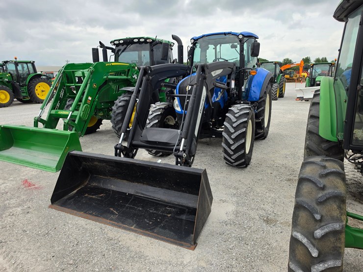 2017-new-holland-t5.110-image-25