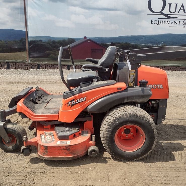 KUBOTA ZD321