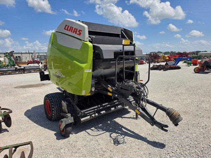 2018-claas-variant-460rf-image-11