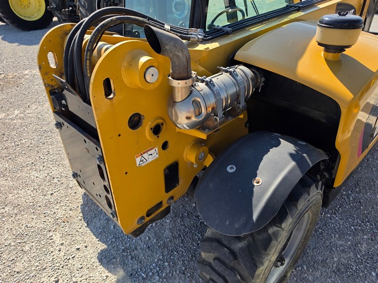 2016-caterpillar-th255c-image-16