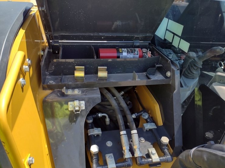 john-deere-85-image-51