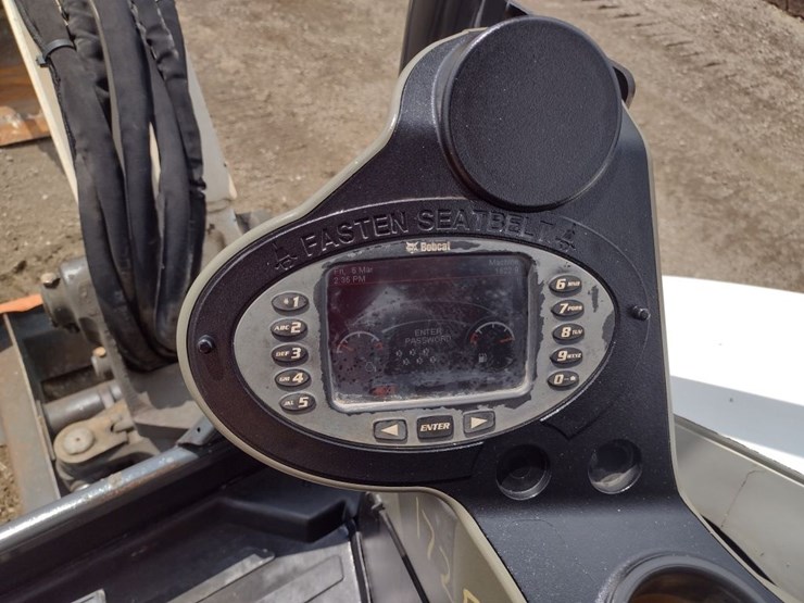 bobcat-e32i-image-7