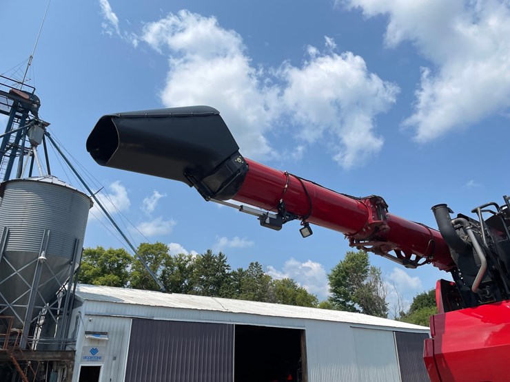 2018-case-ih-7240-image-114