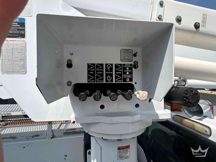 2009-altec-at37g-image-60