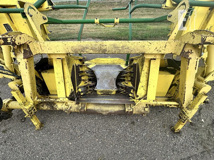 2003-john-deere-686-image-26
