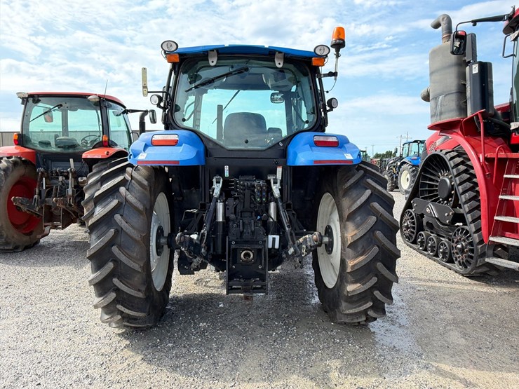 2014-new-holland-t6.165-image-8