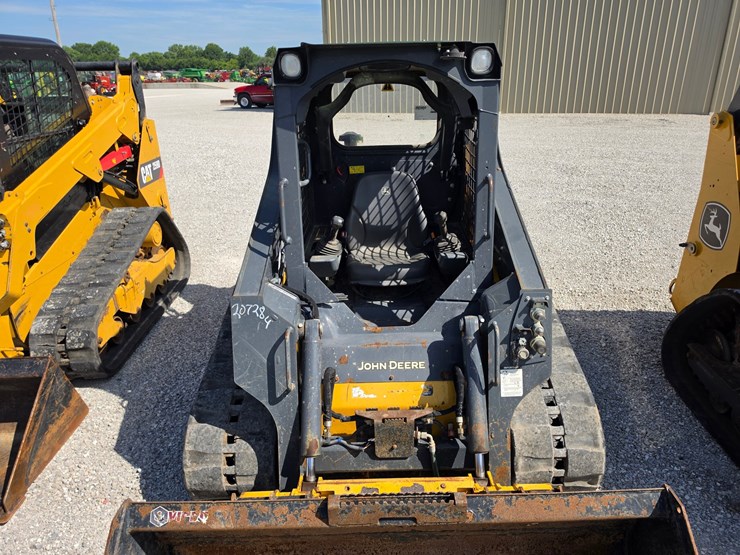 2023-deere-317g-image-4
