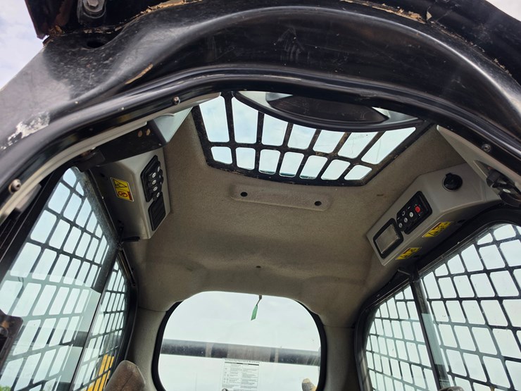 2016-caterpillar-259d-image-8