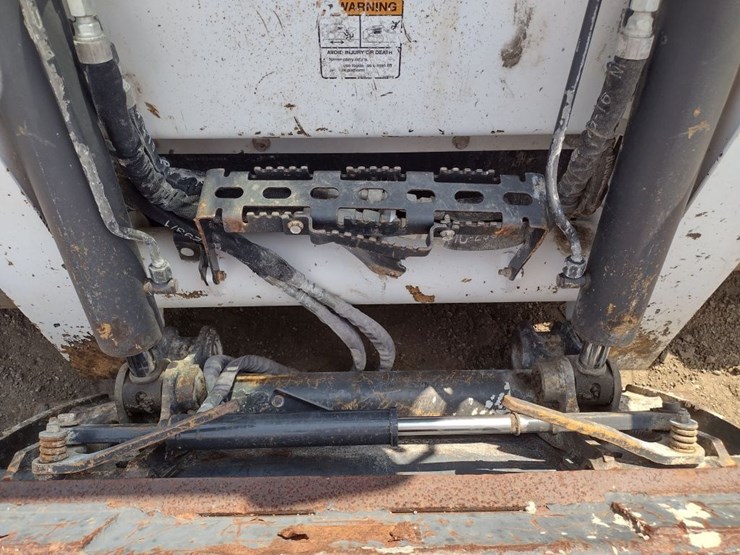 bobcat-t770-image-23