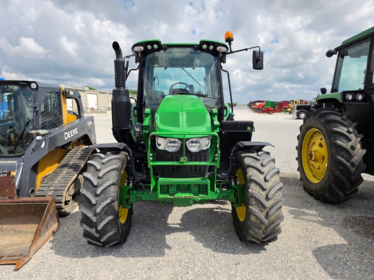 2022-john-deere-6120m-image-2
