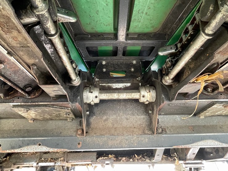 #1251-•-2020-drago-gt-flagship-8-row-corn-head-(case-ih-flagship-mounts)-image-18