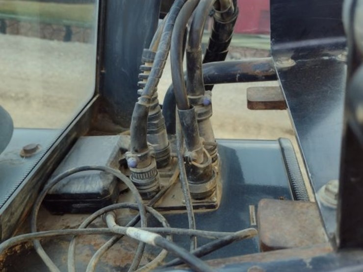 deere-650j-lt-image-13