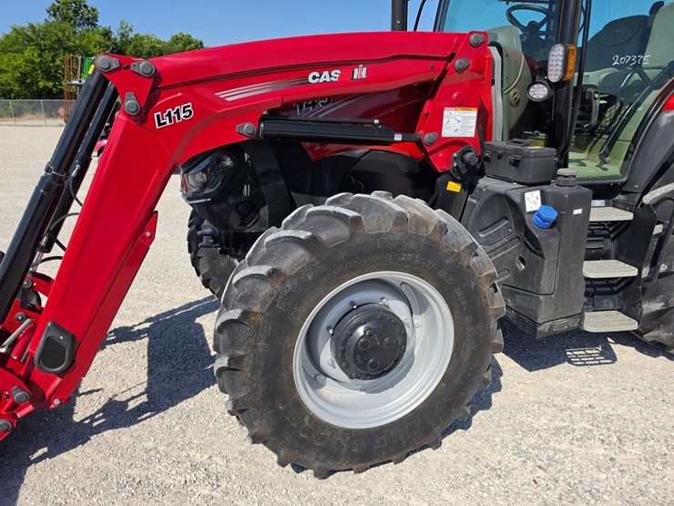 2022-case-ih-maxxum-145-image-7