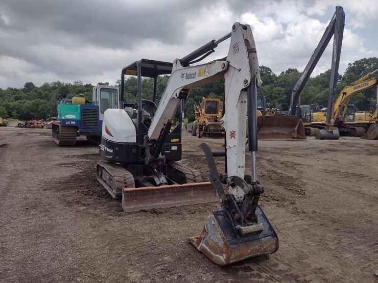 bobcat-e32i-image-37