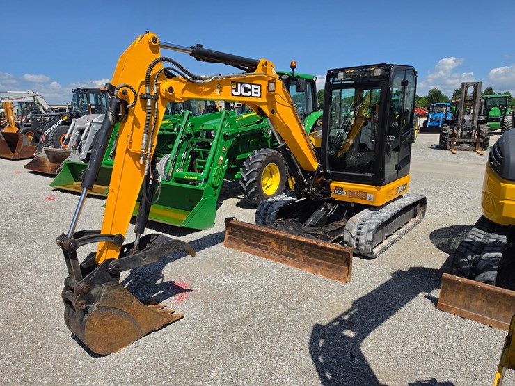 2022-jcb-50z-1-image-1