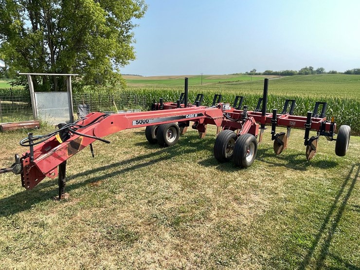 case-ih-5000-image-1