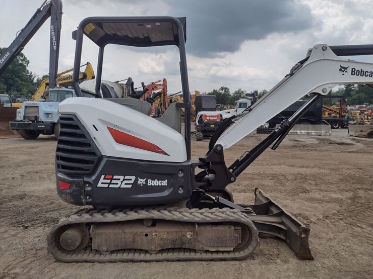bobcat-e32i-image-27