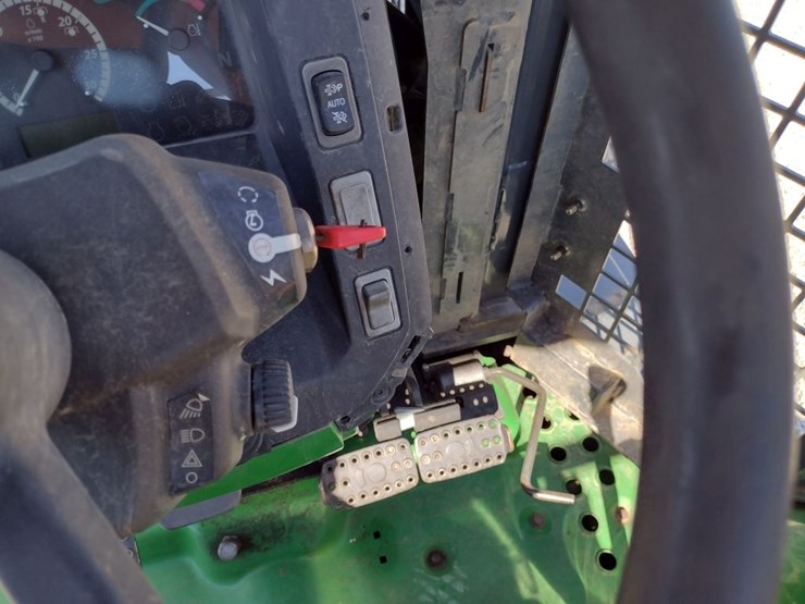 john-deere-5100m-image-7