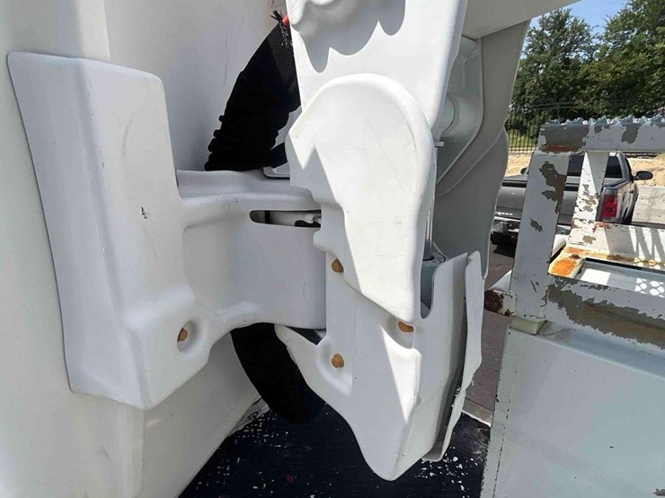 2009-altec-at37g-image-58
