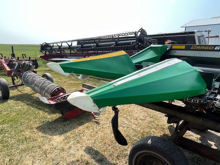 #1251-•-2020-drago-gt-flagship-8-row-corn-head-(case-ih-flagship-mounts)-image-16