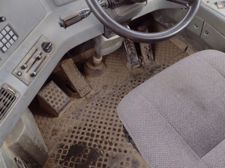 volvo-a30e-image-13