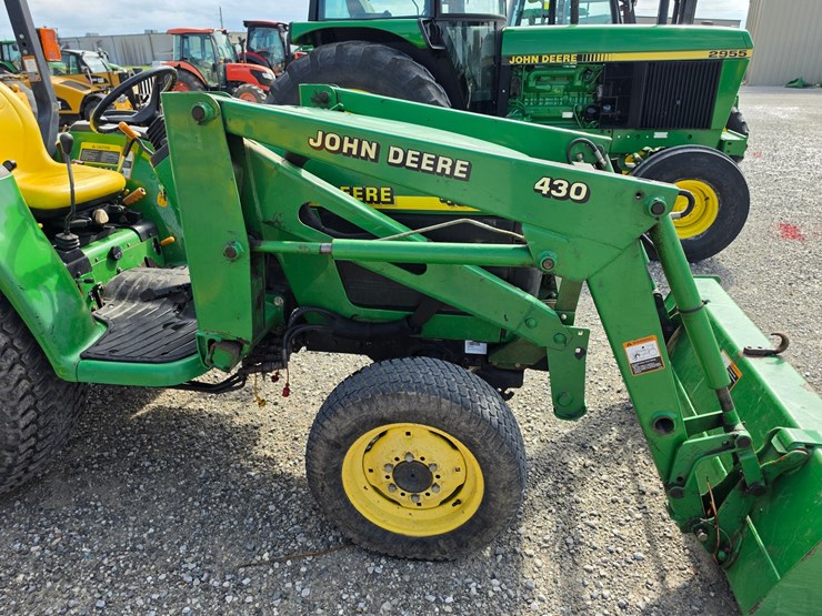 1999-john-deere-4300-image-22