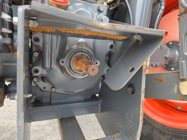 2016-kubota-m6-141-image-15