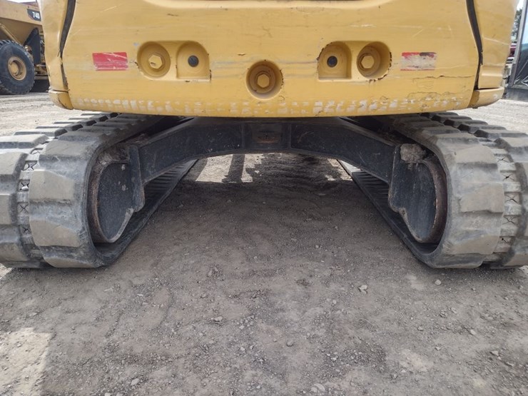 deere-60g-image-40