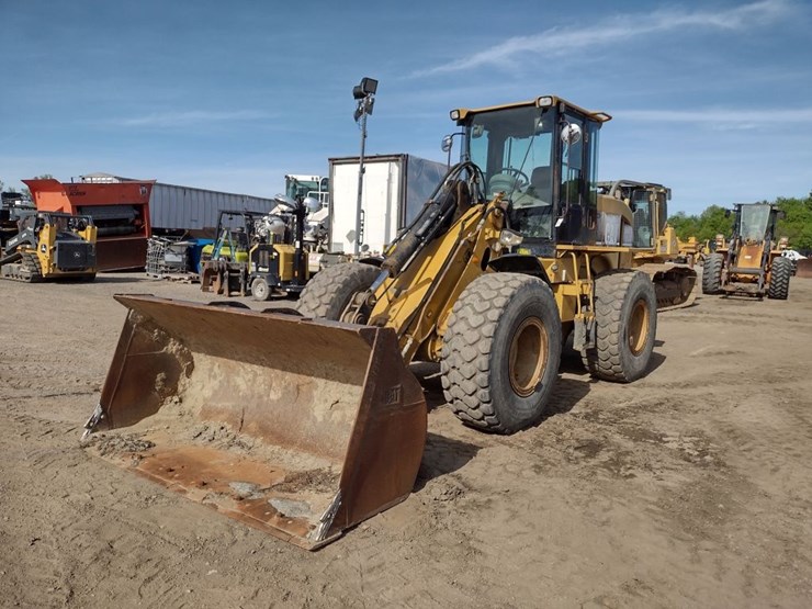 caterpillar-930g-image-33