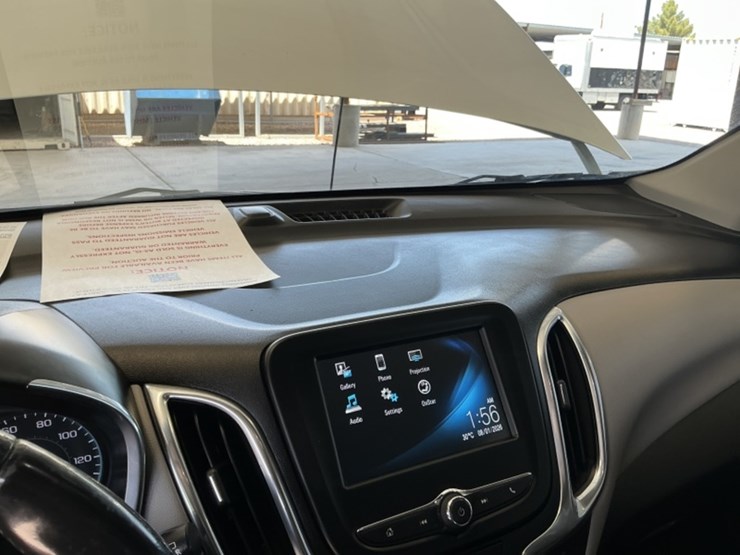 2018-chevrolet-equinox-image-18