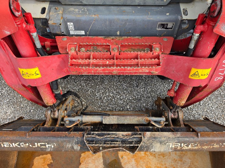 2018-takeuchi-tl10v2-image-5