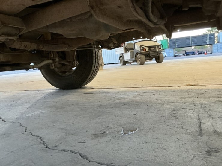 2000-ford-f350-image-25