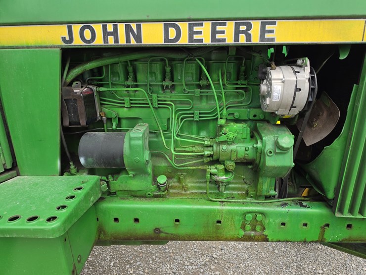 john-deere-4040-image-4