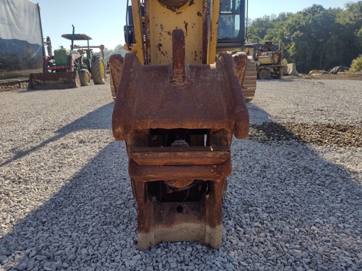 caterpillar-318e-image-21