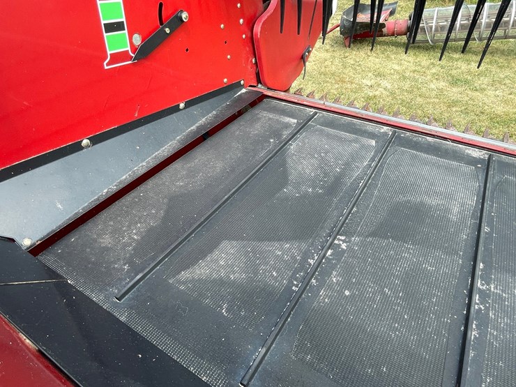 2018-case-ih-3162-image-19