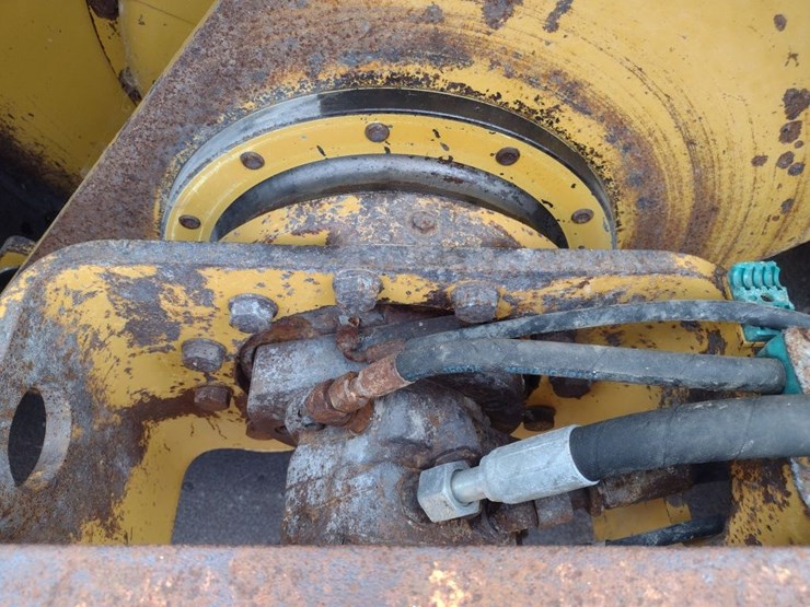 caterpillar-cs-533e-image-16