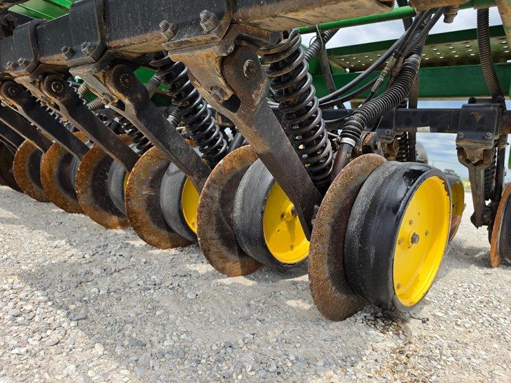 1992-john-deere-750-image-5