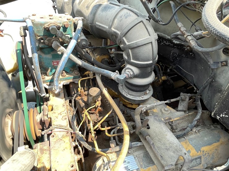 1988-ford-l8000-image-46