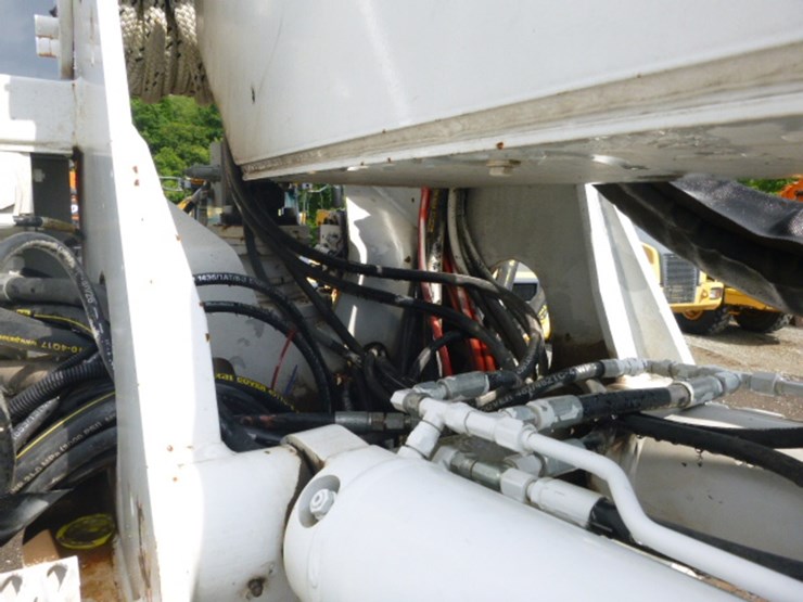 peterbilt-337-image-50